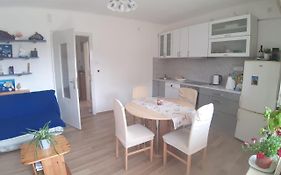 Nina, Apartment In City Centre